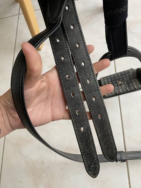 Sella da dressage Wintec  17" - 2022