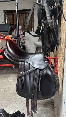 Sella da salto ostacoli Forestier  17.5" - 2021