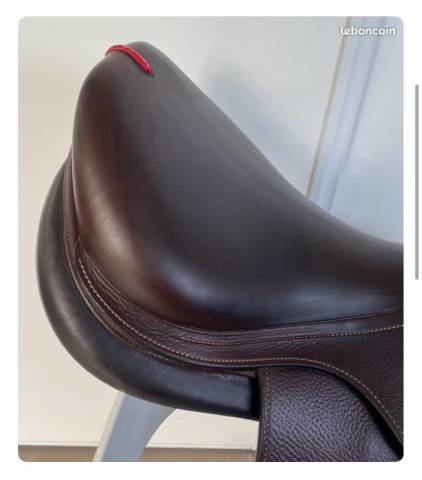 Sella da salto ostacoli Equipe  18" - 2022