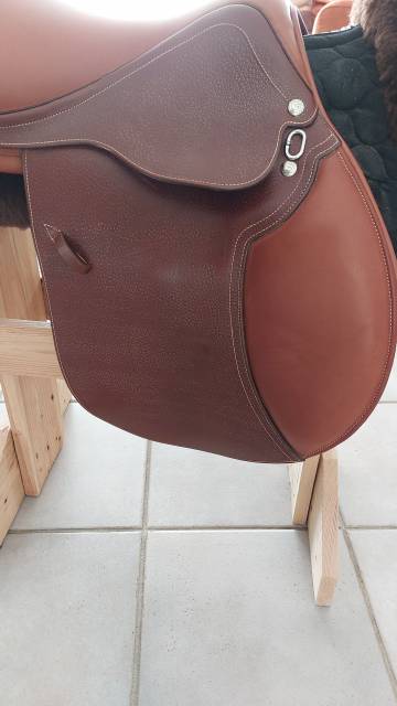 Sella da salto ostacoli Forestier  17.5" - 2010