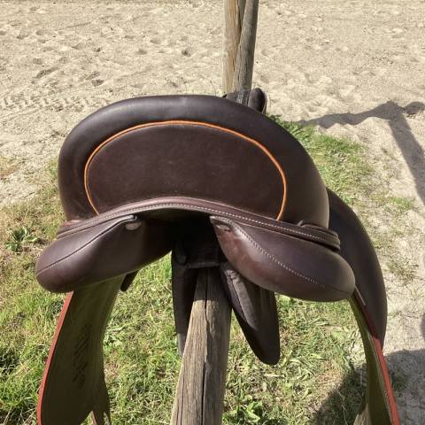 Sella da dressage Devoucoux  18" - 2016