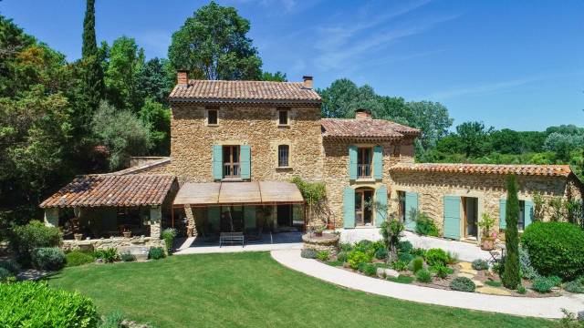 Propriet&agrave; equestre In vendita Vaucluse