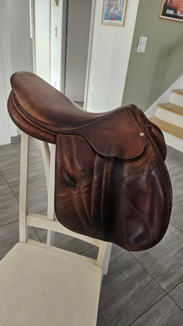 Sella da salto ostacoli Butet  17.5" - 2007