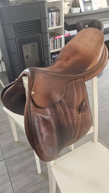 Sella da salto ostacoli Butet  17.5" - 2007