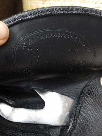 Sella da dressage KENT & MASTERS Dressage Comp&eacute;tition 17" - 2024