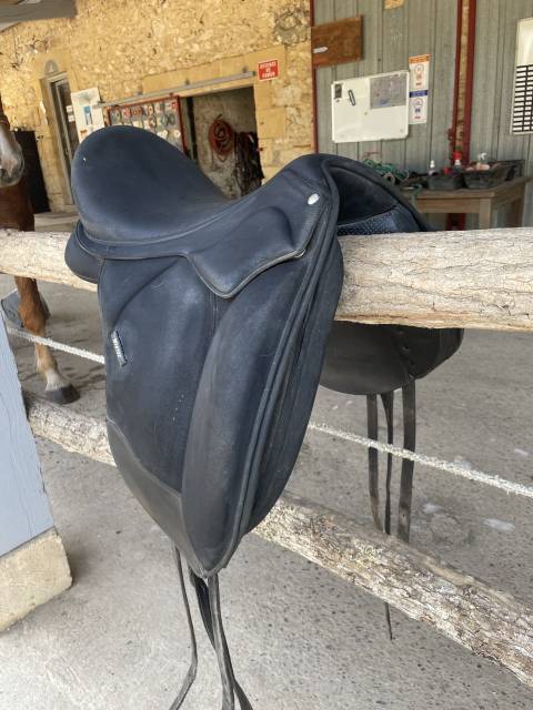 Sella da dressage Wintec  17.5" - 2015