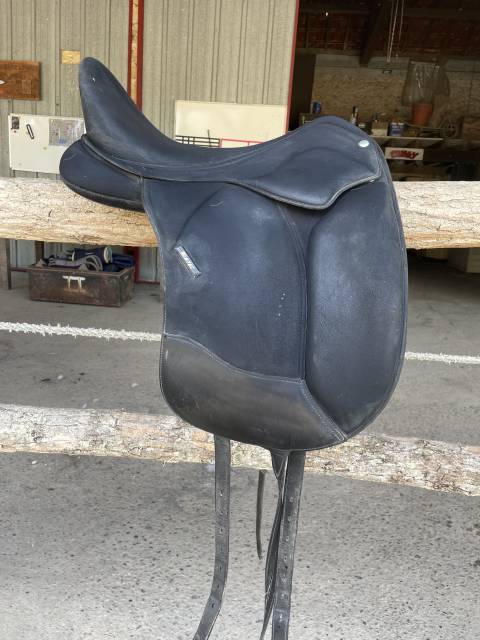 Sella da dressage Wintec  17.5" - 2015