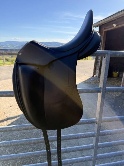 Sella da dressage Childeric  17.5" - 2018