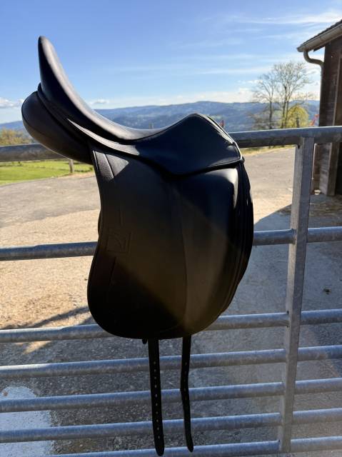 Sella da dressage Childeric  17.5" - 2018