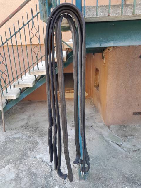 Finimenti carrozza completi in cuoio nero &ndash; misura COB 