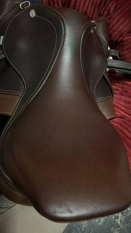 Sella da salto ostacoli  Ikonic  17.5" - 2022