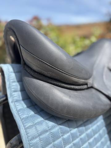 Sella da dressage Devoucoux  18.5" - 2024