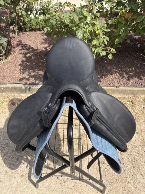 Sella da dressage Devoucoux  18.5" - 2024