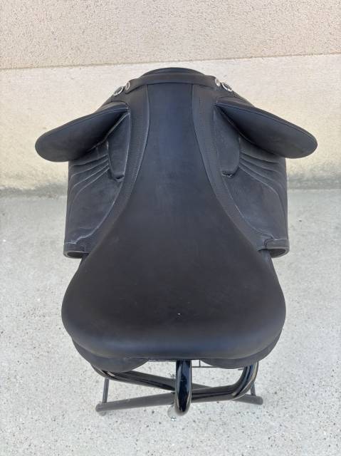 Sella da dressage Devoucoux  18.5" - 2024