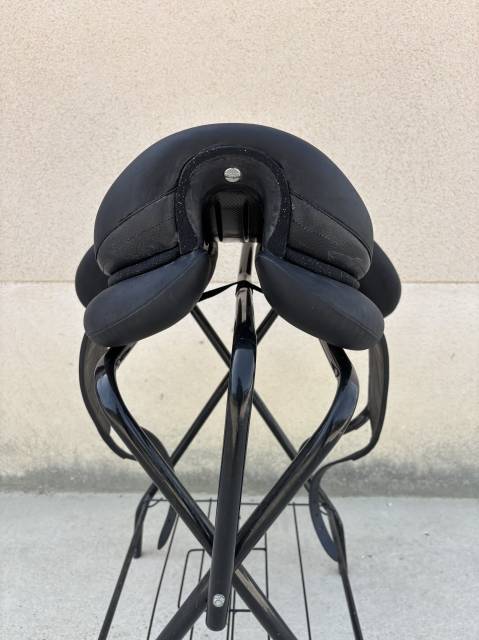 Sella da dressage Devoucoux  18.5" - 2024