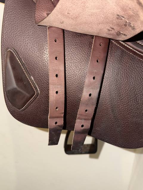 Sella da salto ostacoli CWD 2gs se40 17.5" - 2025