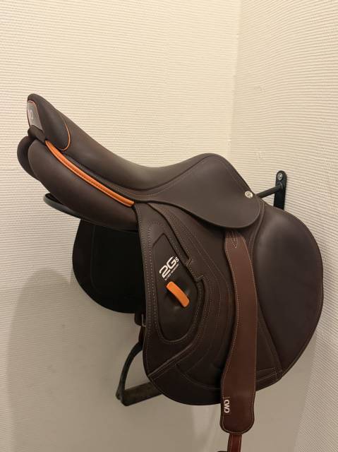Sella da salto ostacoli CWD 2gs se40 17.5" - 2025
