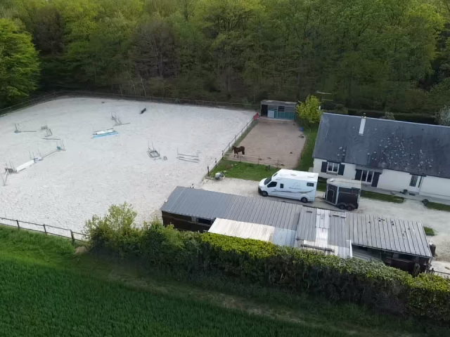Propriet&agrave; equestre In vendita Eure