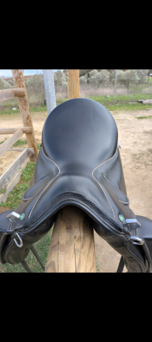 Sella da dressage Ludomar  17" - 2017