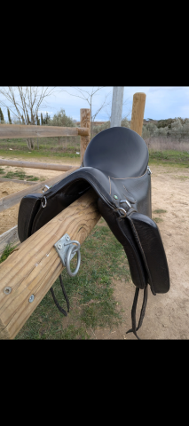Sella da dressage Ludomar  17" - 2017