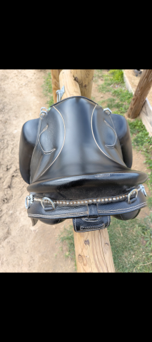 Sella da dressage Ludomar  17" - 2017