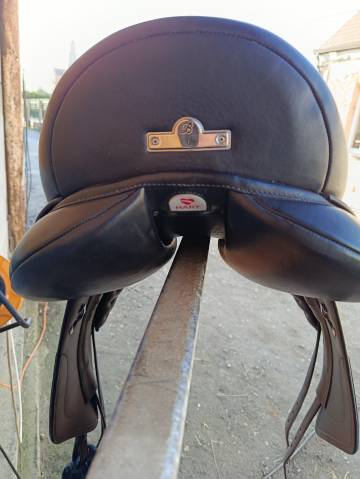 Sella da dressage Bates  17.5" - 2022
