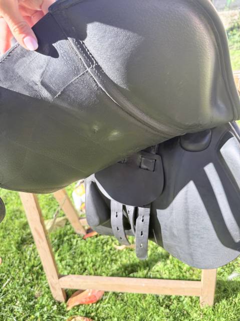 Sella equipe carbon ek-26