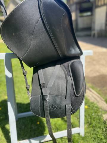 Sella da dressage Wintec  17" - 2020