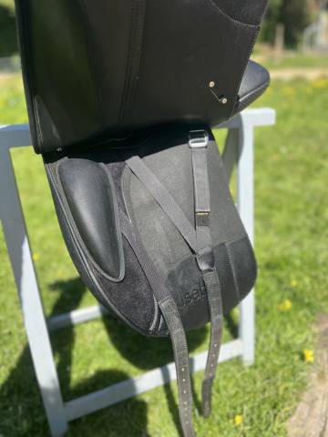 Sella da dressage Wintec  17" - 2020