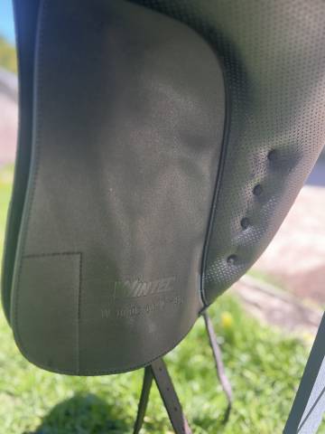 Sella da dressage Wintec  17" - 2020