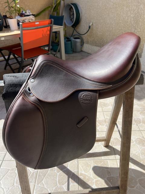 Sella mista Eric Thomas  17.5" - 2025