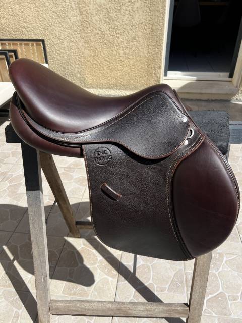 Sella mista Eric Thomas  17.5" - 2025