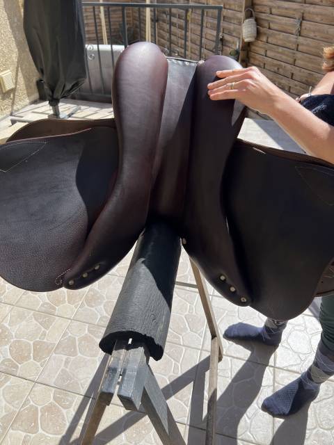 Sella mista Eric Thomas  17.5" - 2025