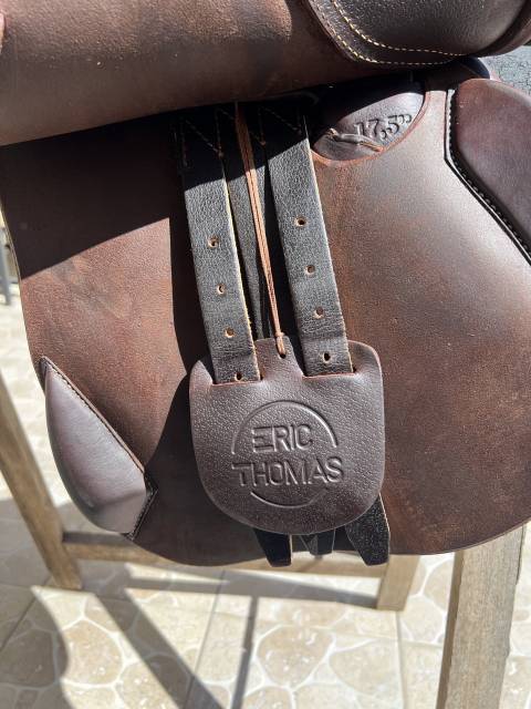 Sella mista Eric Thomas  17.5" - 2025