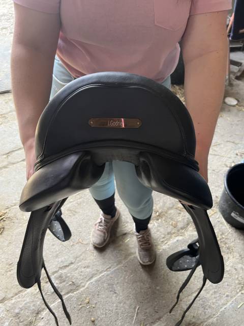 Sella da dressage Forestier  17.5" - 2021