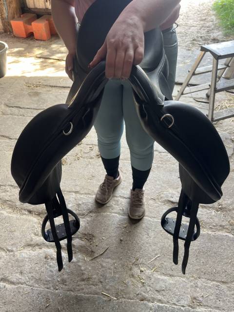 Sella da dressage Forestier  17.5" - 2021