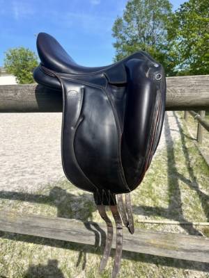 Sella da dressage Devoucoux  17