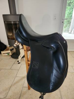 Sella da dressage Childeric  17