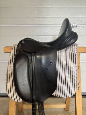 Sella da dressage  Lexhis KLL 17