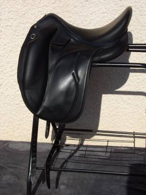 Sella da dressage Devoucoux  17.5