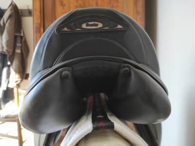 Sella da dressage Prestige Italia  17.5
