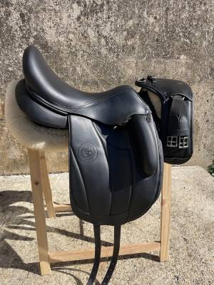 Sella da dressage Forestier  17.5