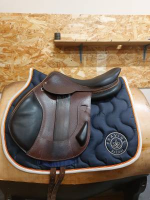 Sella da cross Atelier de Pravins  17.5