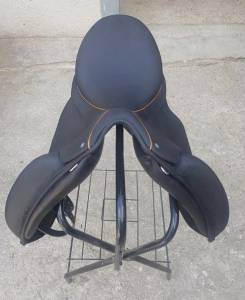 Sella da dressage Childeric  17