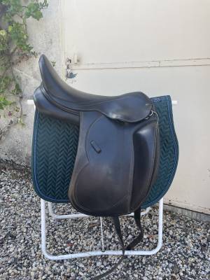 Sella da dressage   17.5