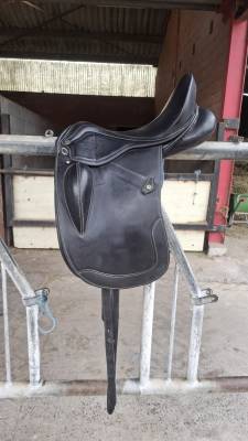 Sella da dressage Marjoman Verona 17.5