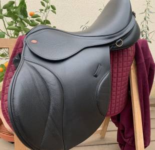 Sella mista KENT & MASTERS  17.5
