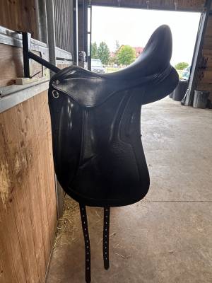 Sella da dressage Aviar sparrow 2 17.5
