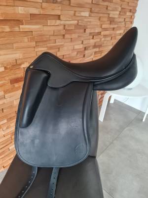 Sella da dressage Aulion Dressage 17.5