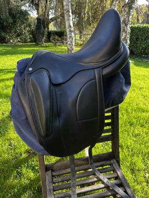 Sella da dressage Arion Arion  17.5